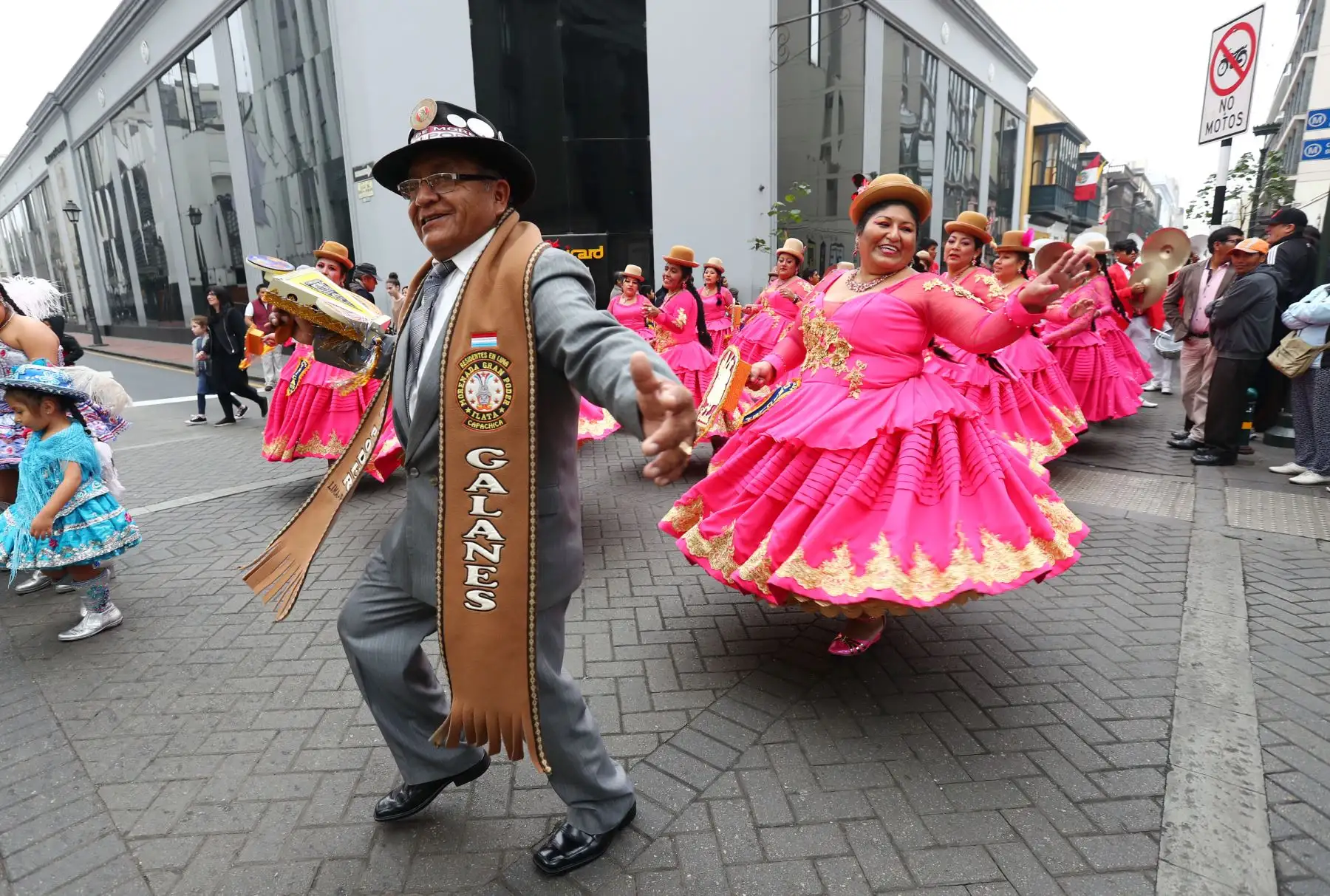 Limeños celebran el Día del Padre.
Foto: ANDINA/Norman Córdova