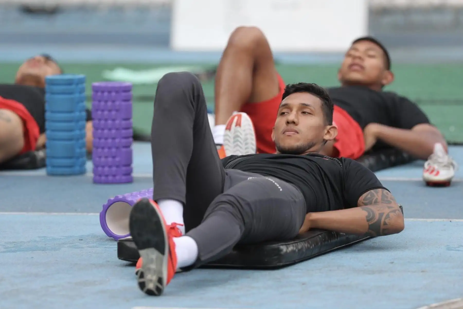 Sesión de entrenamiento en Río de Janeiro, Brasil, en la víspera del partido por el campeonato de fútbol de la Copa América contra Bolivia. Foto: FPF