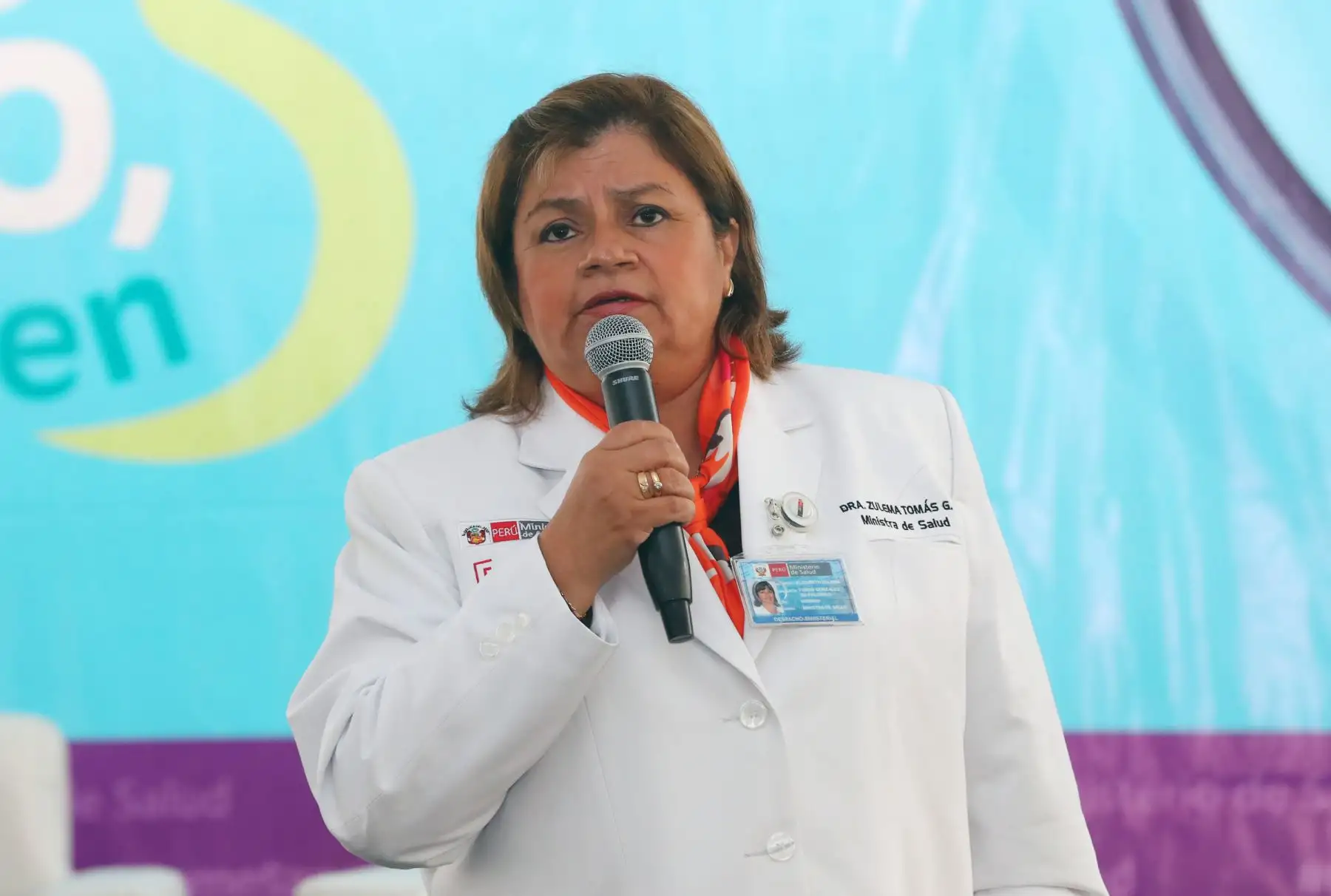 La ministra de Salud, Zulema Tomás, habla durante una rueda de prensa. El ministerio presentó los índices de malnutrición en el país y las estrategias para promover la alimentación saludable. Foto: ANDINA/Norman Córdova