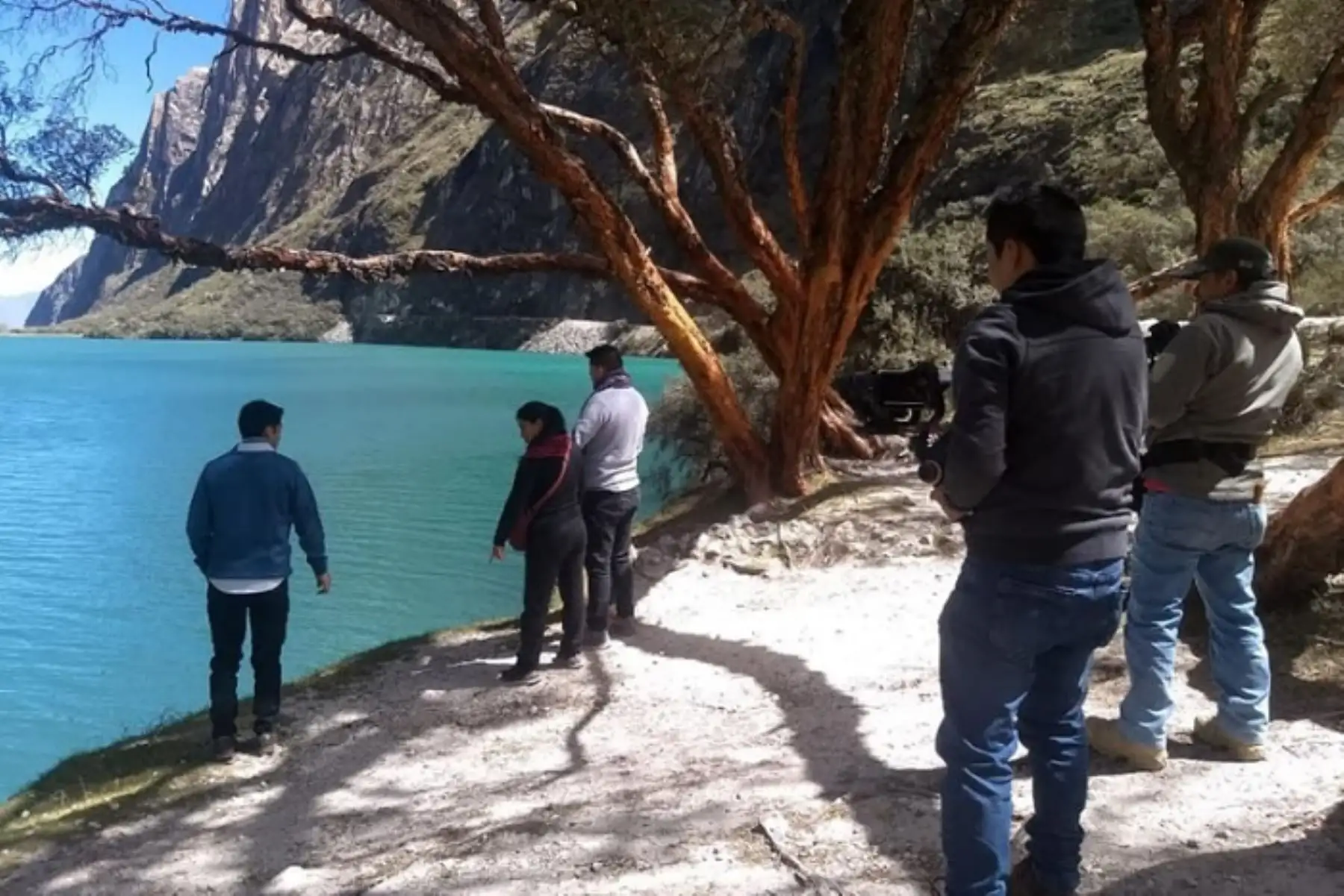 La Dirección de Comercio Exterior y Turismo (Dircetur) de Áncash, respalda la declaratoria de emergencia de la laguna Parón por peligro de desembalse, ya que se basa en informes técnicos que dan cuenta del peligro que representa para los turistas y la misma población, remarcó hoy la titular de esta entidad, Fátima Rodríguez.