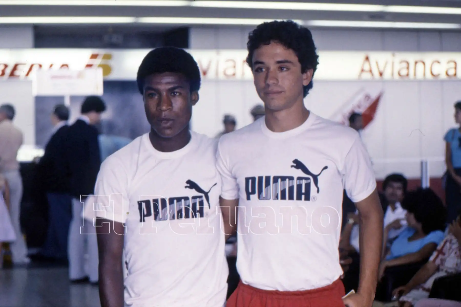 Lima - 1987 / Luis "Potrillo" Escobar junto a Roberto Martínez cuando integraban una preselección.