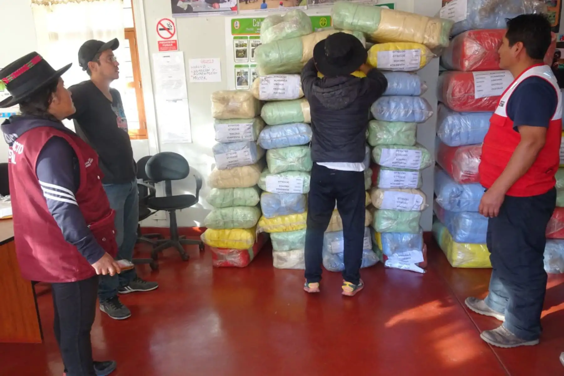 Hoy el país tiene 45 tambos en zonas de frontera, de los cuales 21 se encuentran cerca de la frontera con Bolivia, 12 próximos al límite con Ecuador, 5 vinculados a la frontera con Colombia, 5 cerca de la frontera con Brasil y 2 próximos al límite con Chile.ANDINA/Difusión