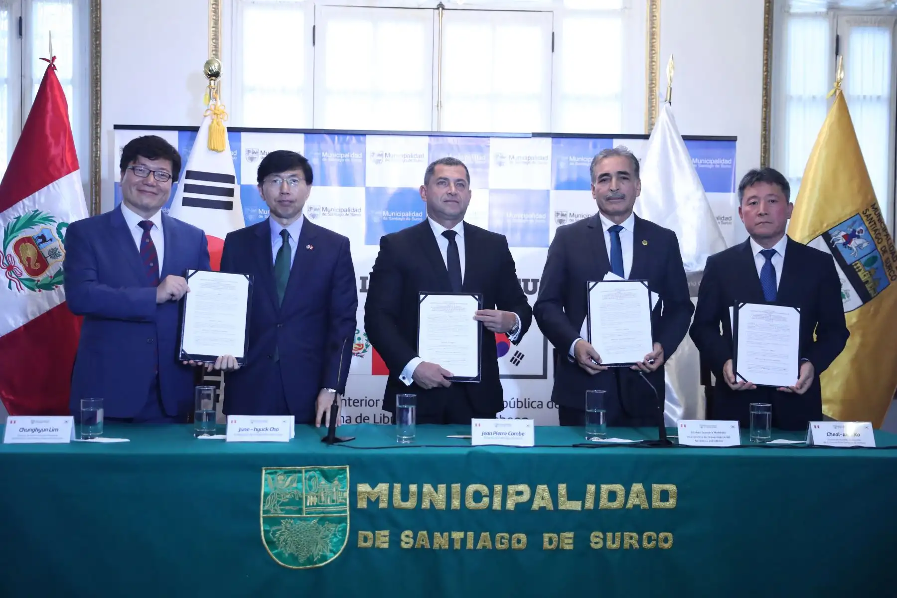 Municipalidad de Surco, Ministerio del Interior y Seguridad de Corea firman convenio interinstitucional para implementar proyecto "smart City" que dará al distrito tecnología de punta para la lucha contra la inseguridad ciudadana. Foto: ANDINA/Melina Mejía