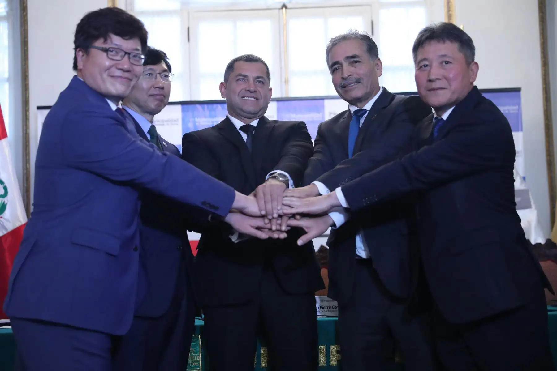 Municipalidad de Surco, Ministerio del Interior y Seguridad de Corea firman convenio interinstitucional para implementar proyecto "smart City" que dará al distrito tecnología de punta para la lucha contra la inseguridad ciudadana. Foto: ANDINA/Melina Mejía