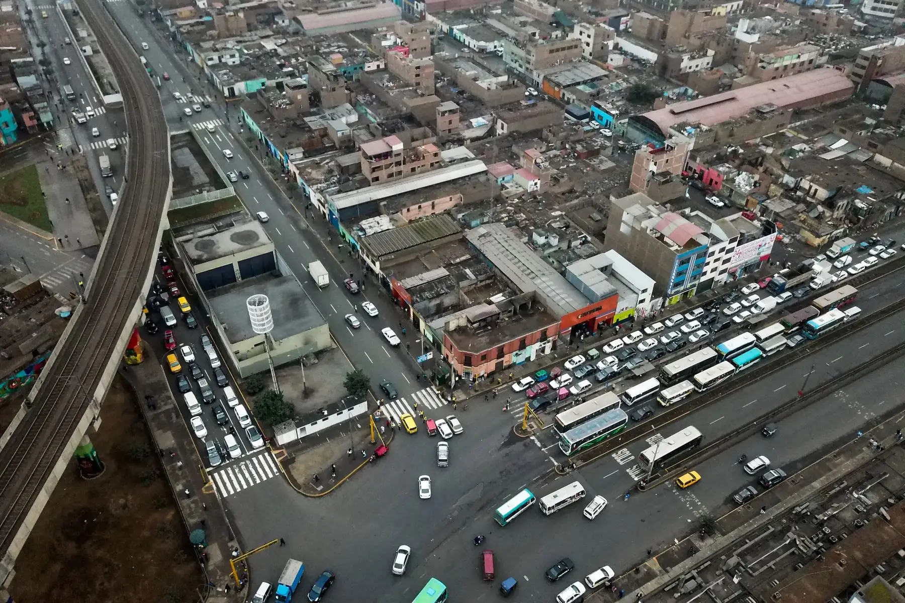 Imágenes con drone: el nuevo rostro de la avenida Aviación. Foto: ANDINA/ Juan Carlos Guzman