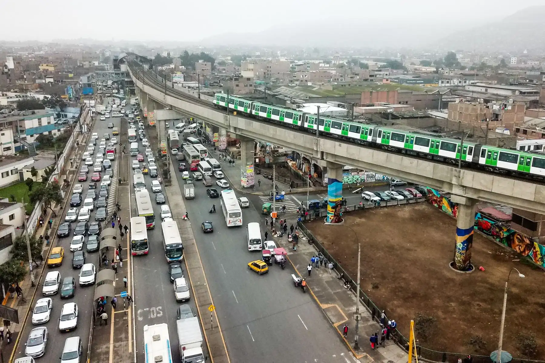 Imágenes con drone: el nuevo rostro de la avenida Aviación. Foto: ANDINA/ Juan Carlos Guzman