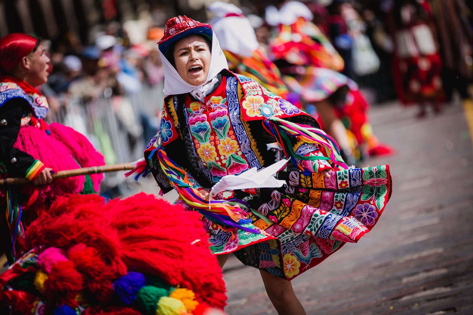 Cada 24 de junio el Cusco se viste de gala para rendir homenaje al Sol dios supremo en la cultura Inca. El sonido de los pututos, los danzarines provenientes de los cuatro suyos. Foto: ANDINA/EMUFEC
