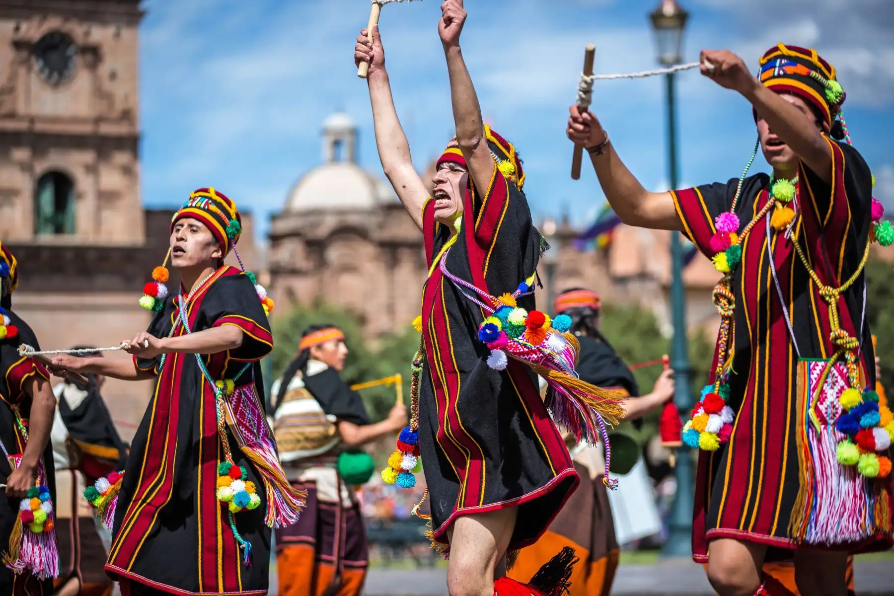 El escritor Inca Garcilaso de la Vega cuenta en sus crónicas que el Inti Raymi duraba 15 días, en los que había danzas y sacrificios ofrecidos al Sol. Foto: ANDINA/EMUFEC