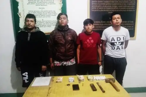 Policía detiene a cuatro presuntos miembros de banda criminal que se dedicaba a asaltos en Trujillo.