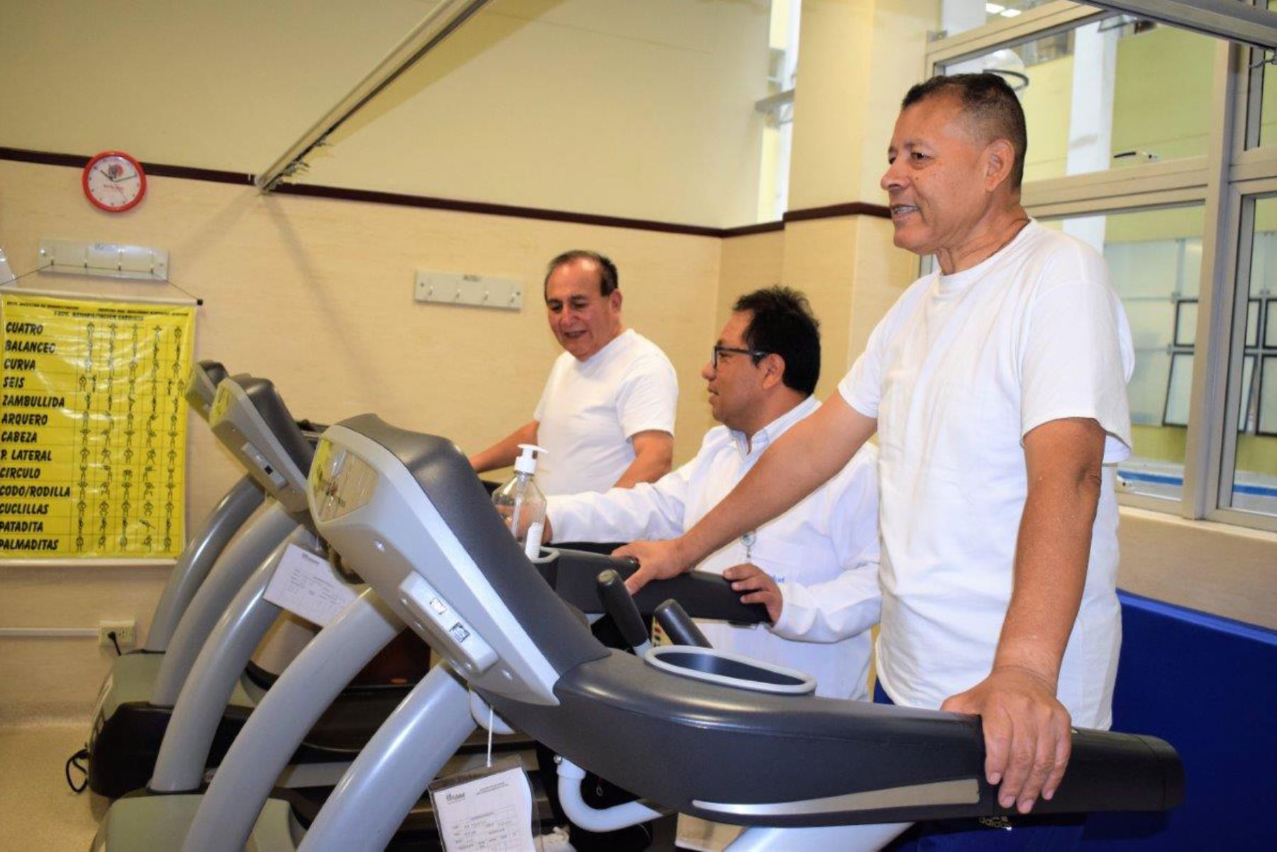 Los pacientes con esclerosis múltiple deben realizar actividad física para reducir los síntomas. Foto: Andina