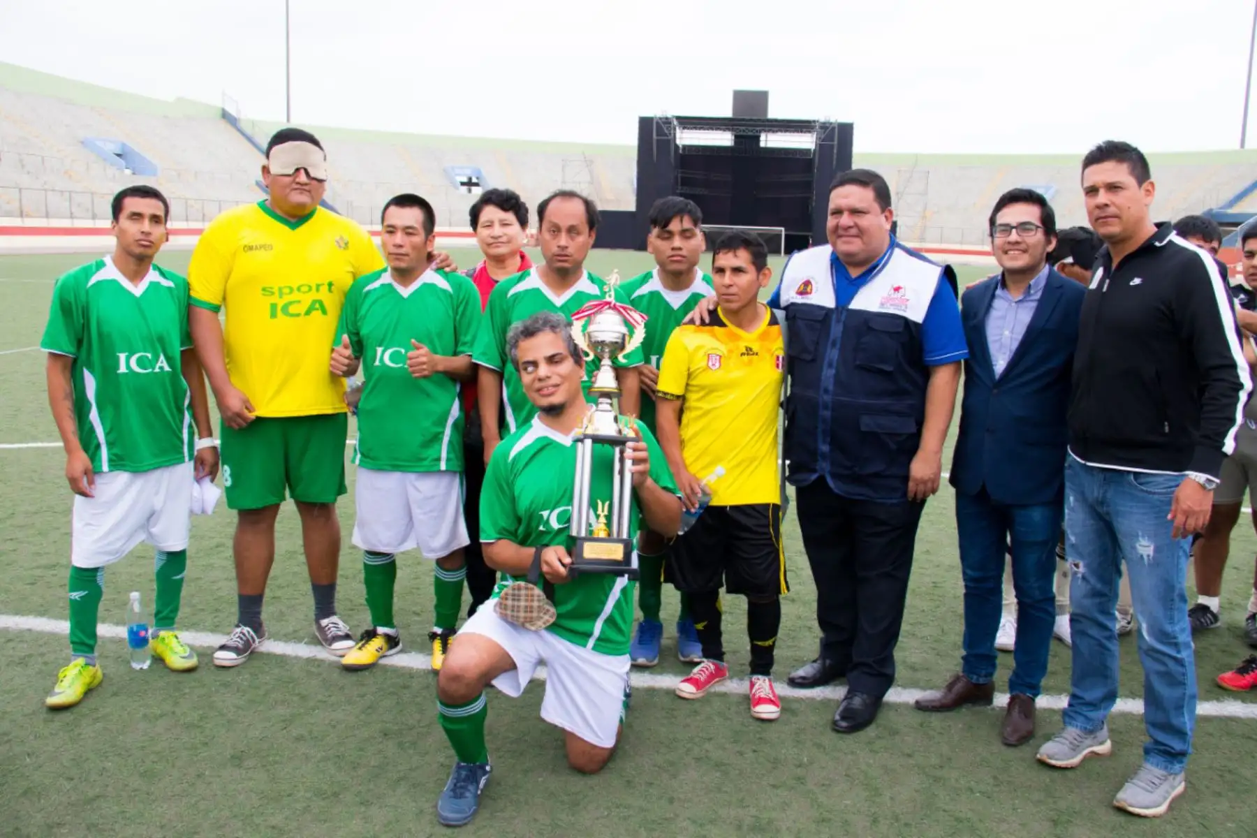 Selecciones de cuatro equipos de fútbol compuesto por invidentes, participaron del primer campeonato organizado en Chimbote, Áncash. Foto:ANDINA/Difusión