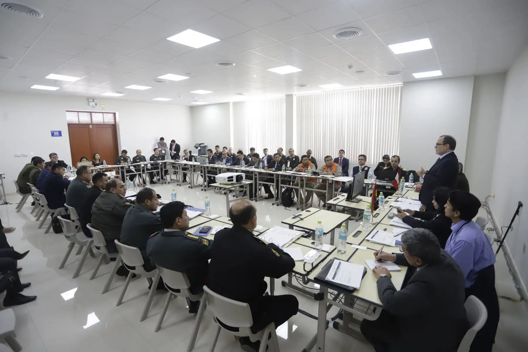 Inicio de gabinete binacional Perú - Bolivia, en el puerto de Ilo. Foto.ANDINA/Prensa Presidencia
