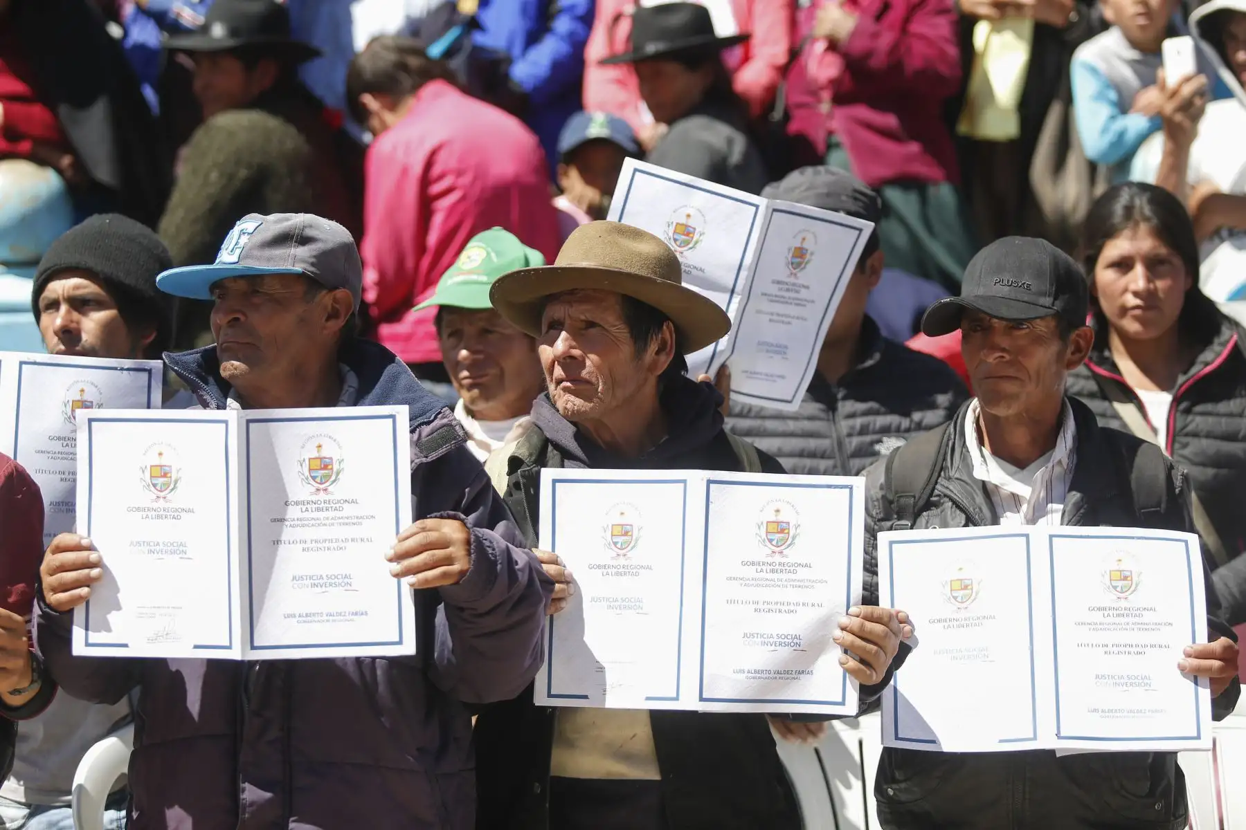 Jefe de Estado Martin Vizcarra presidió ceremonia de entrega de títulos de propiedad rural en la región La Libertad con motivo del Día del Campesino.Foto: ANDINA/Prensa Presidencia