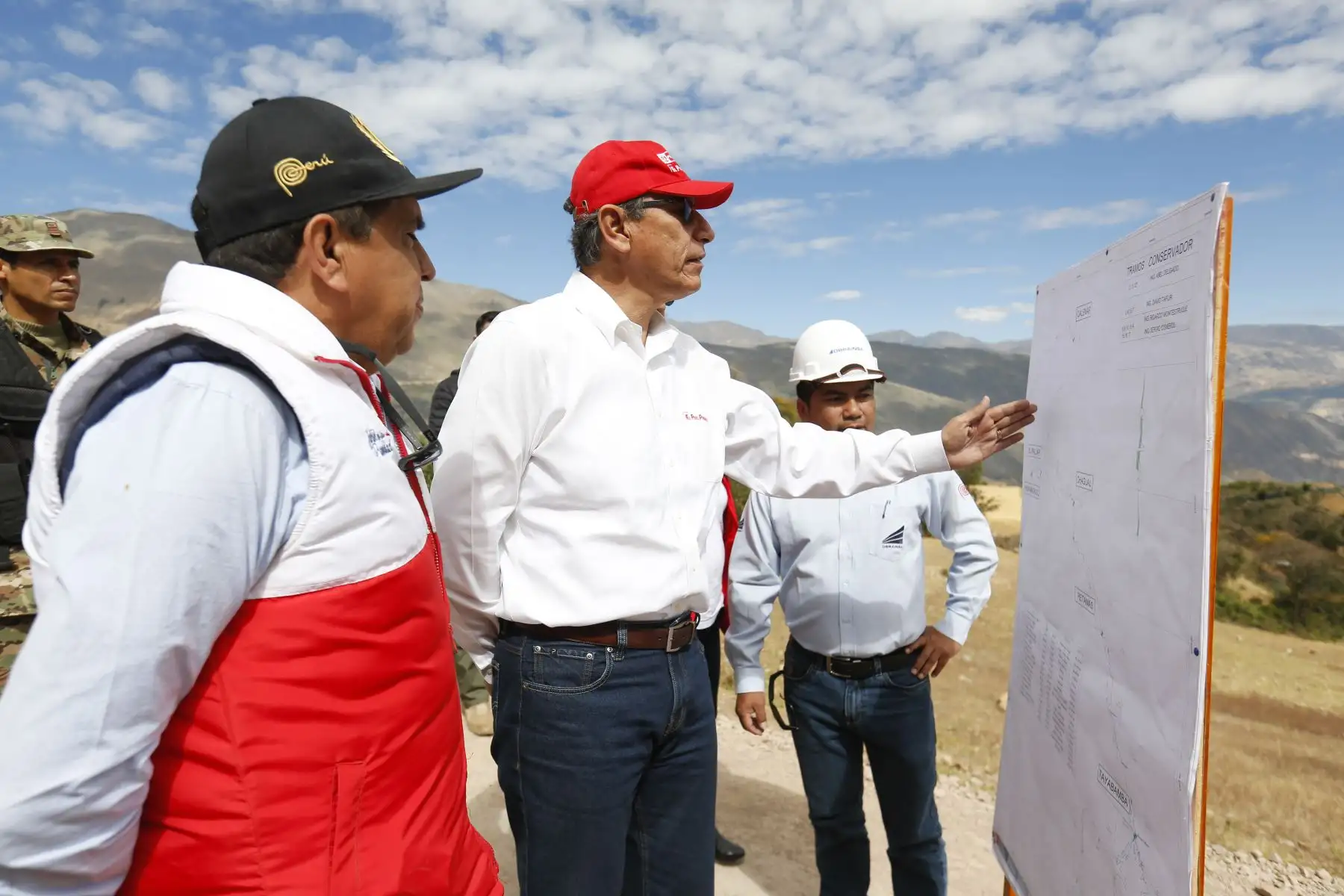 Presidente Martin Vizcarra supervisó trabajos de mejoramiento del corredor vial que une la Libertad y Áncash: Tramo17, CP Miraflores - Santiago de Challas. Foto:ANDINA/Prensa Presidencia