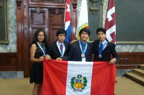 El equipo completo que representó al Perú en La Habana. Foto: Cortesía