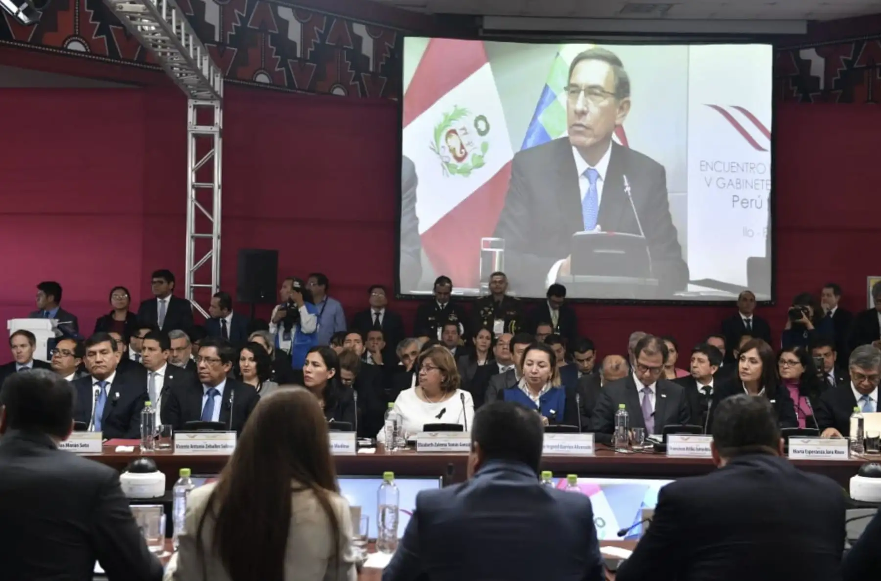 Ministros de estado, exponen durante el V Gabinete Binacional Perú-Bolivia, en Ilo Moquegua.Foto:ANDINA/Prensa Presidencia