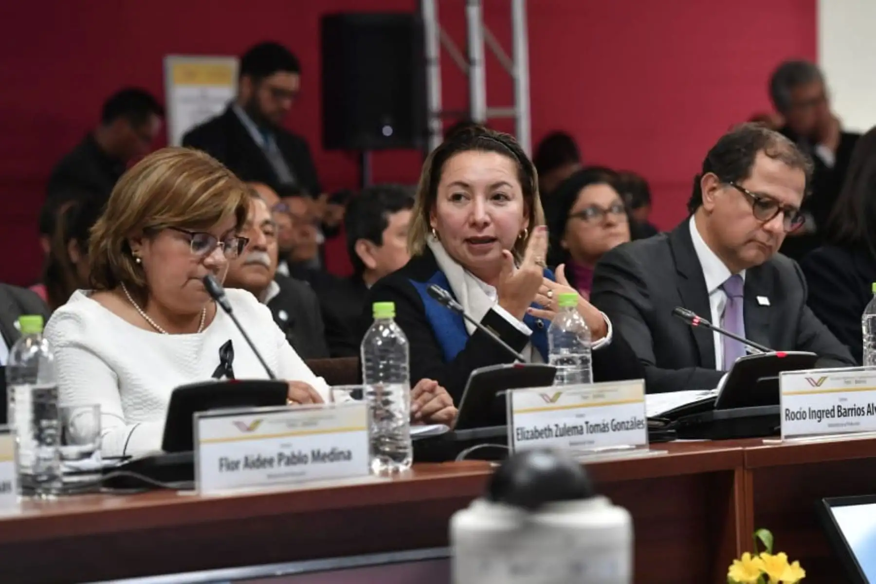 Ministra de la Producción Rocío Barrios Alvarado, expone durante el V Gabinete Binacional Perú-Bolivia, en Ilo Moquegua.Foto:ANDINA/Prensa Presidencia
