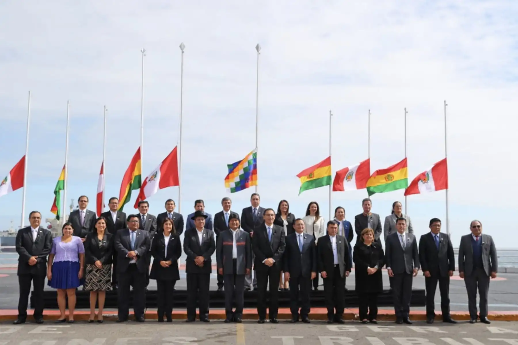 Fotografía Oficial del Encuentro Presidencial y V Gabinete Binacional Perú-Bolivia realizado hoy en la ciudad de Ilo, Moquegua. Foto: ANDINA/Prensa Presidencia
