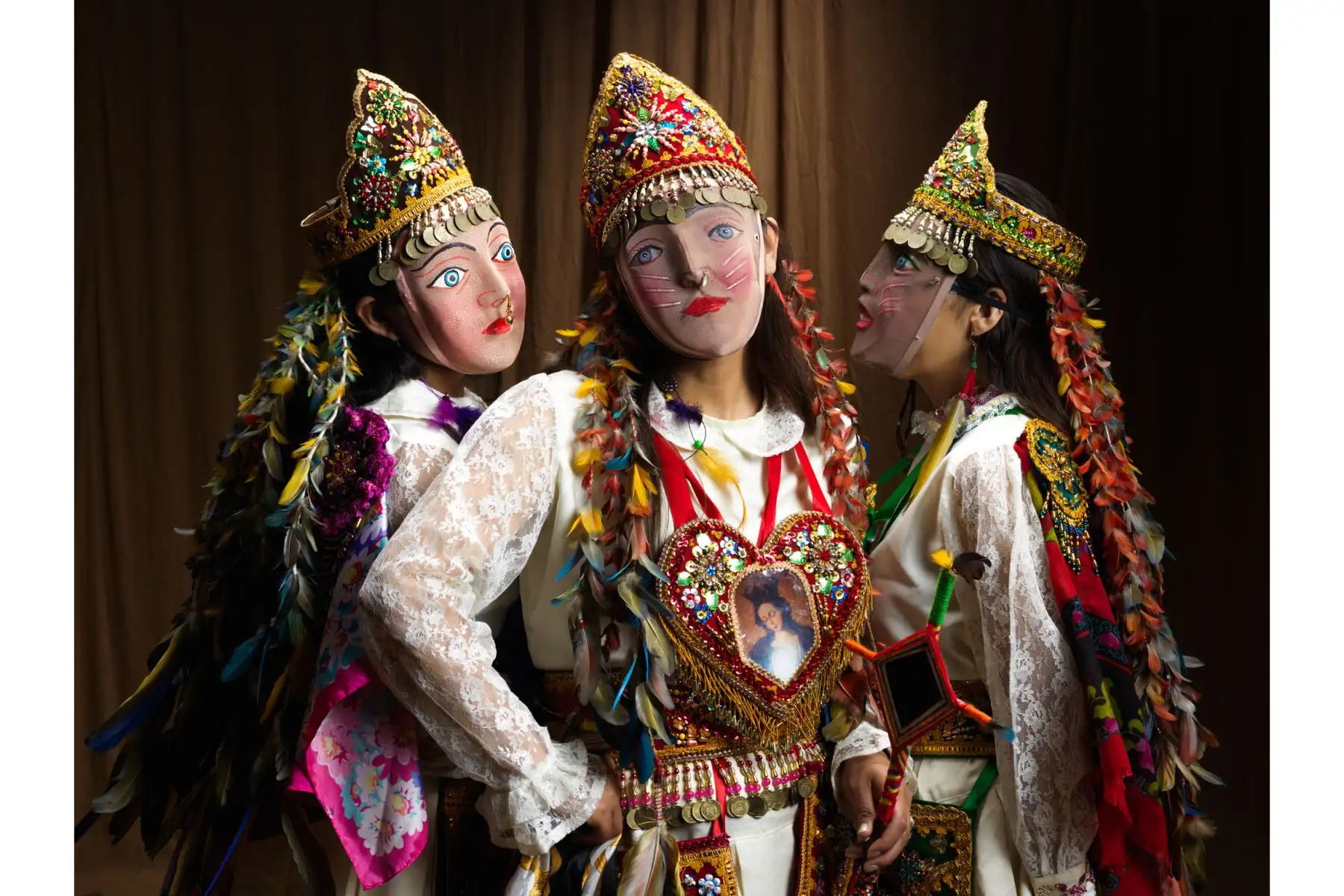 Exposición: Señor de Quyllur Rit’i. El Señor de la nieve brillante. Traje con tradición e identidad.
Foto: Cortesía Inti Pachurin