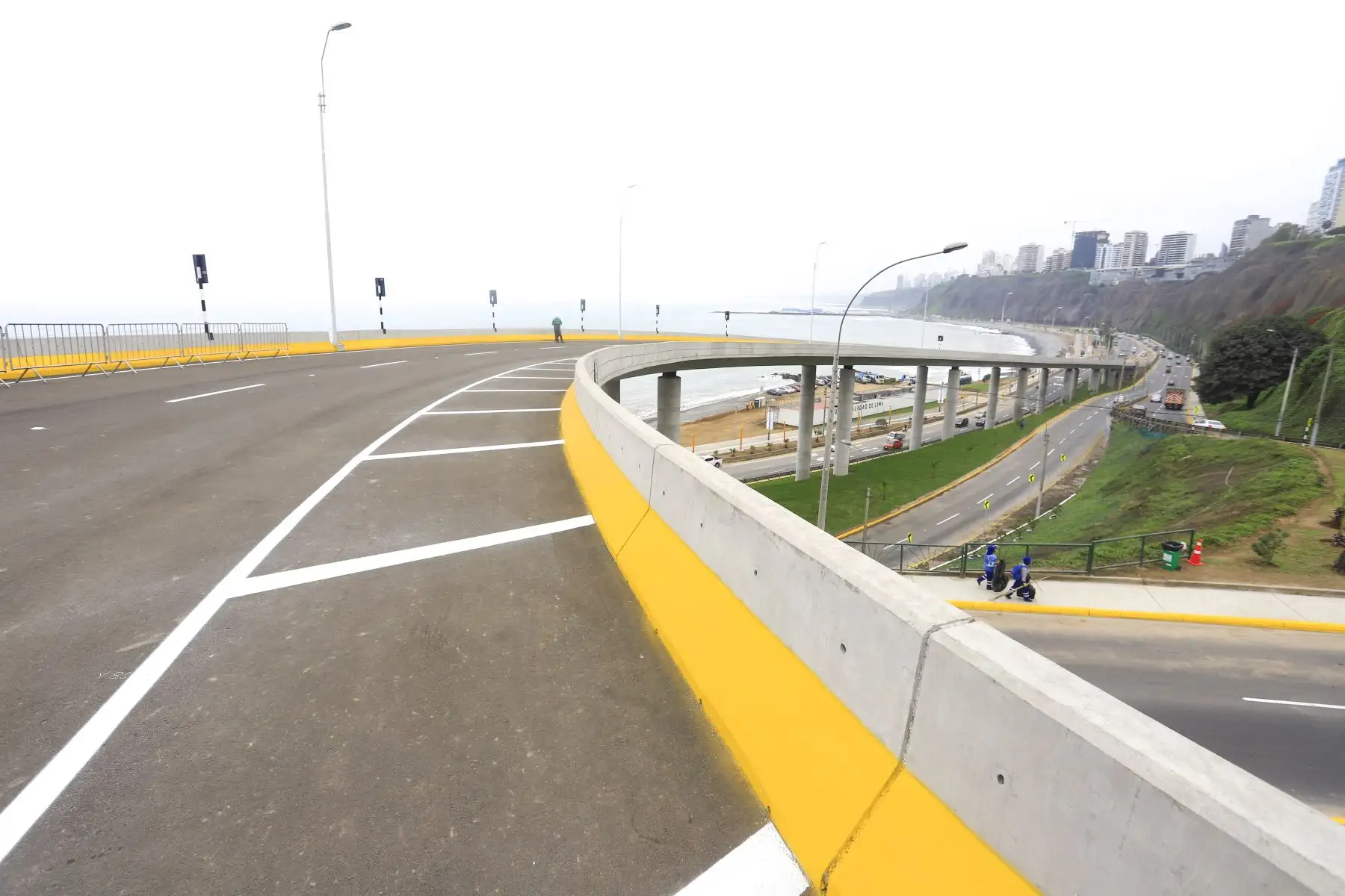 Presidente de la República, Martín Vizcarra, el alcalde de Lima, Jorge Muñoz y  Carlos Neuhaus, presidente de la Comisión Organizadora de los Juegos Panamericanos Lima 2019 participan de la inauguración del Viaducto Armendáriz. 
Foto: ANDINA/Prensa Presidencia Presidente de la República, Martín Vizcarra, el alcalde de Lima, Jorge Muñoz y  Carlos Neuhaus, presidente de la Comisión Organizadora de los Juegos Panamericanos Lima 2019 participan de la inauguración del Viaducto Armendáriz. 
Foto: ANDINA/Prensa Presidencia