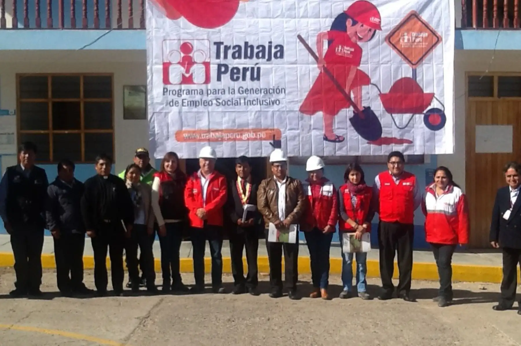 El viceministro de Promoción del Empleo y Capacitación Laboral, Javier Palacios, visitó el distrito de Huamanguilla, en la región Ayacucho.