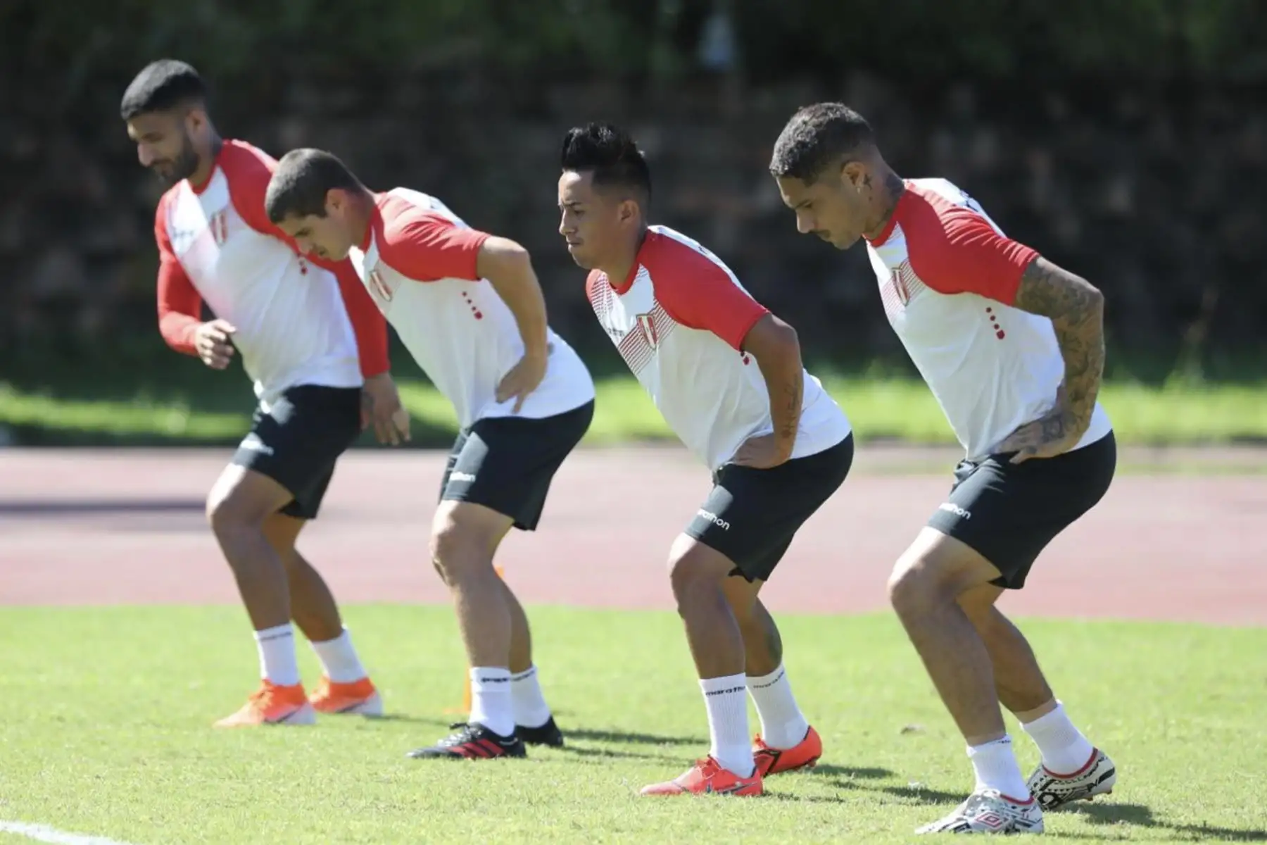 Entrenamiento de la selección peruana de fútbol en el estadio de Pituaçu, ciudad de Salvador (Brasil). Foto: FPF