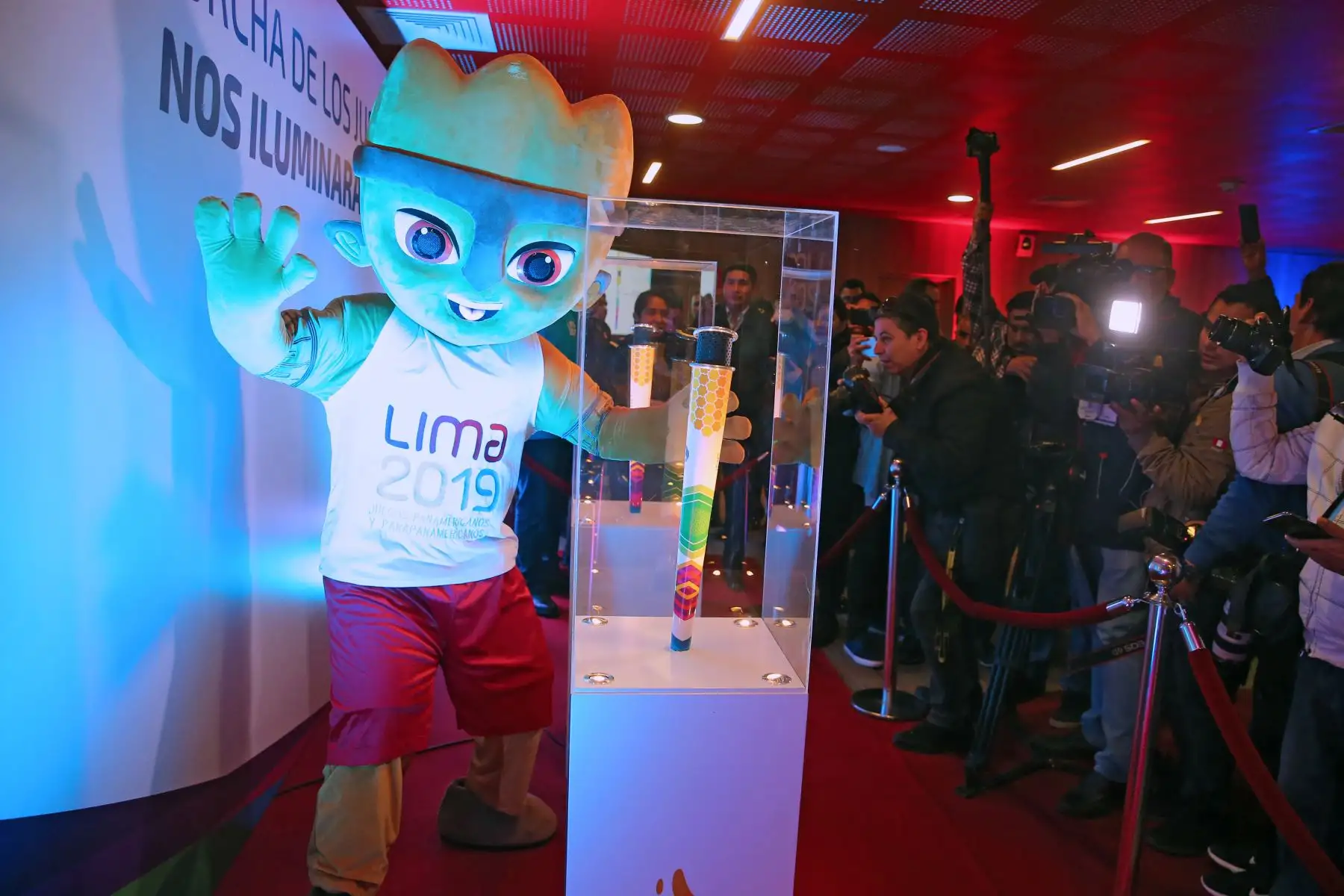 El comité organizador de los Juegos Lima 2019, presento las Antorchas Panamericana y Parapanamericana que recorrerá 26 ciudades de la costa,sierra y selva del país.Foto: ANDINA/Vidal Tarqui