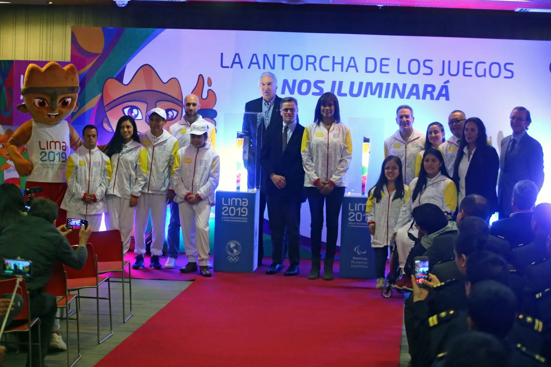 El comité organizador de los Juegos Lima 2019, presento las Antorchas Panamericana y Parapanamericana que recorrerá 26 ciudades de la costa,sierra y selva del país.Foto: ANDINA/Vidal Tarqui