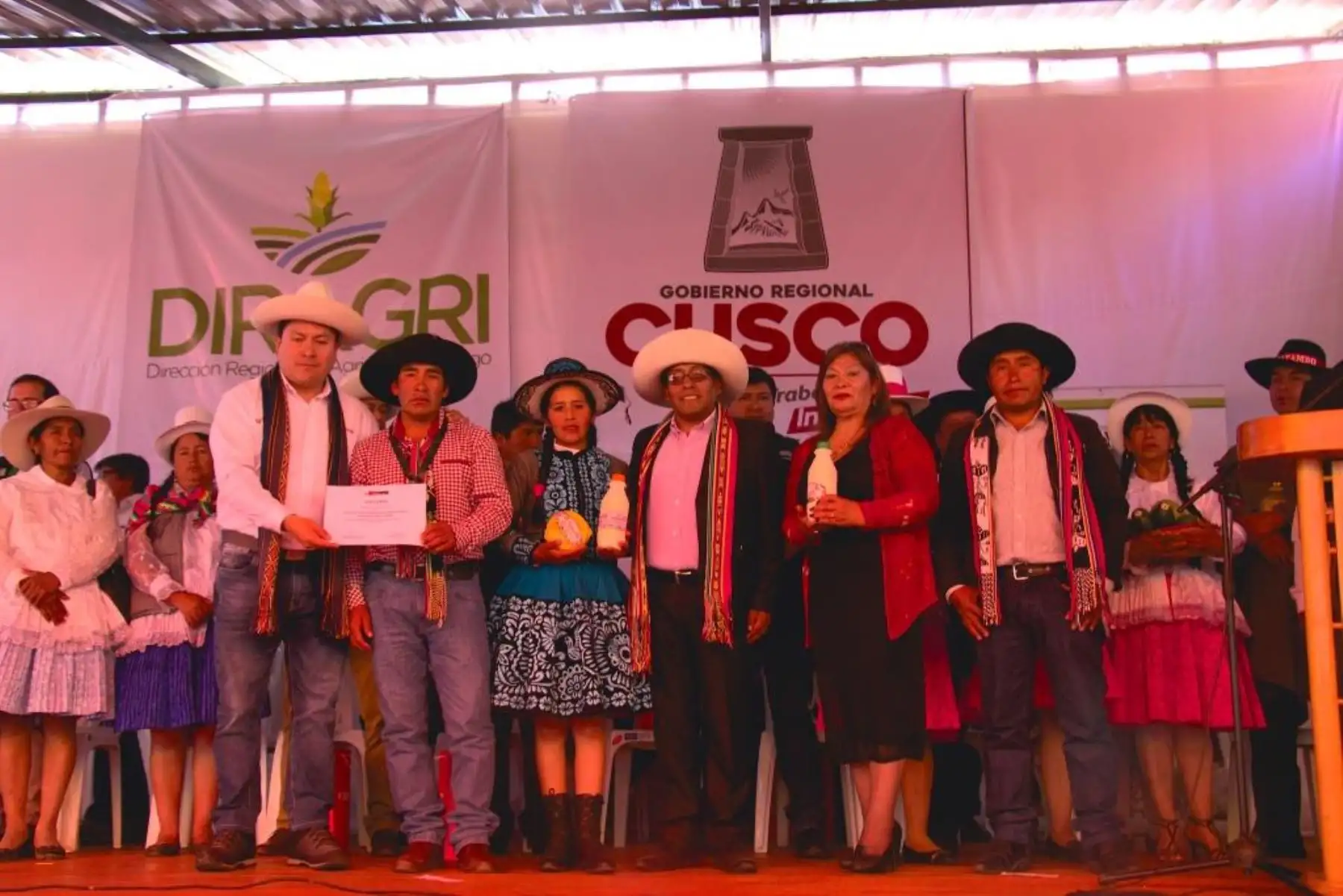 Minagri otorga reconocimiento a planta procesadora de leche de Chumbivilcas, en Cusco.