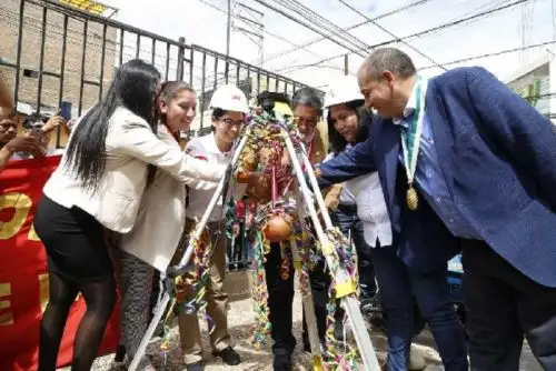 El Ministerio de Comercio Exterior y Turismo (Mincetur) a través de Plan Copesco Nacional, dio inicio a los trabajos de construcción de la Oficina Comercial de Exportación Regional (OCER) para la región Huánuco, que demandará una inversión de más de S/2,6 millones.