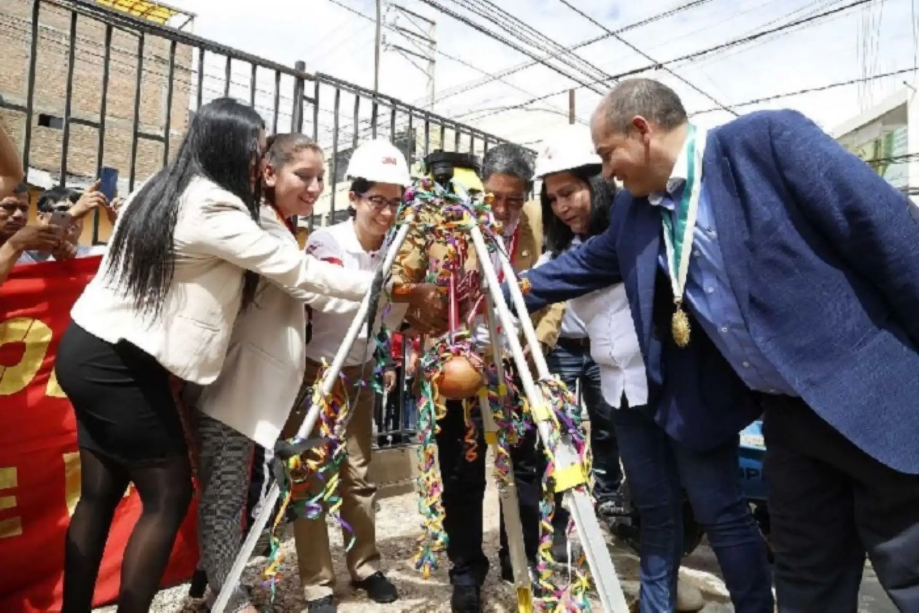 El Ministerio de Comercio Exterior y Turismo (Mincetur) a través de Plan Copesco Nacional, dio inicio a los trabajos de construcción de la Oficina Comercial de Exportación Regional (OCER) para la región Huánuco, que demandará una inversión de más de S/2,6 millones.