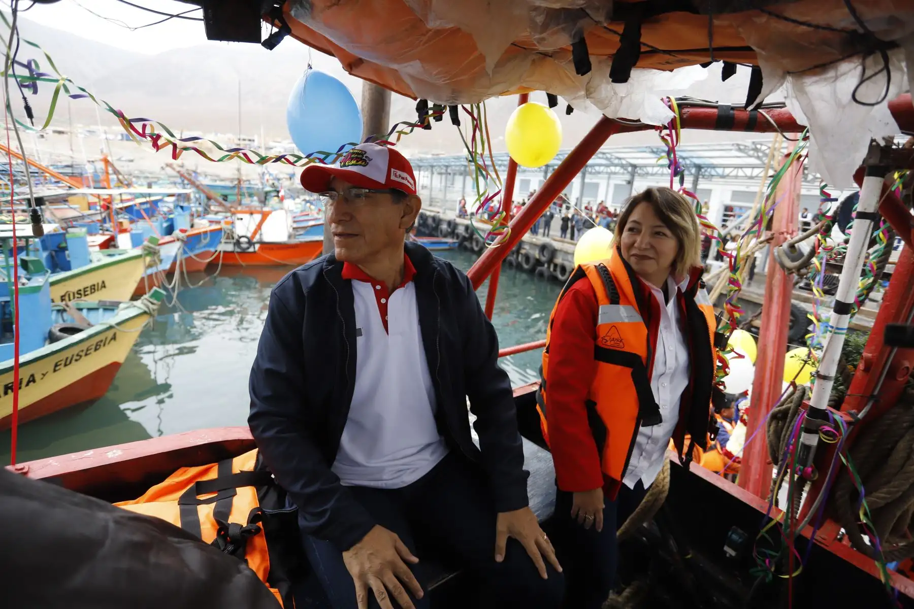 Jefe es Estado, Martín Vizcarra inaugura las obras de mejoramiento del Desembarcadero Pesquero Artesanal en Morro Sama, Tacna. 
Foto: ANDINA/Presidencia