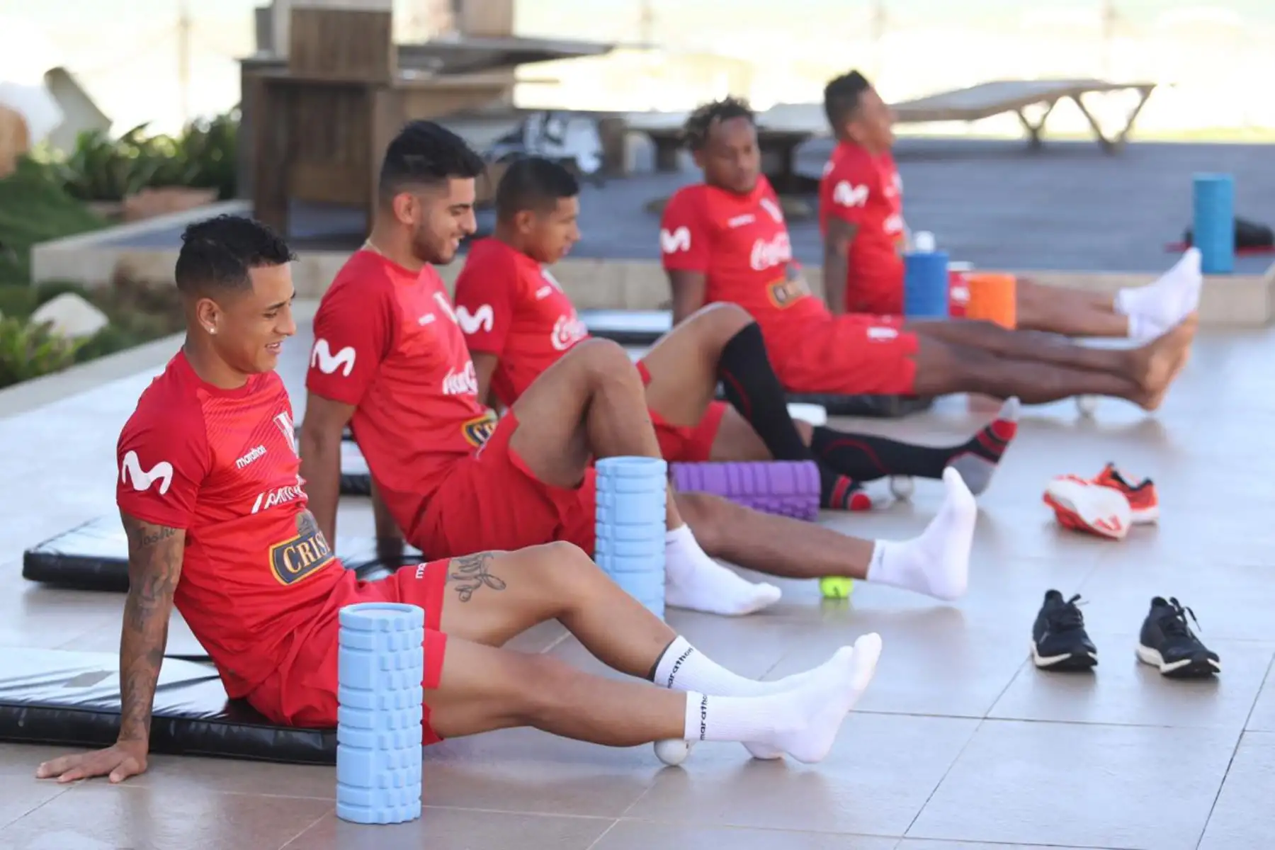 Jugadores de la selección peruana realizan sus entrenamientos con miras a enfrentar al seleccionado de Chile por la Copa América.
Foto: FPF