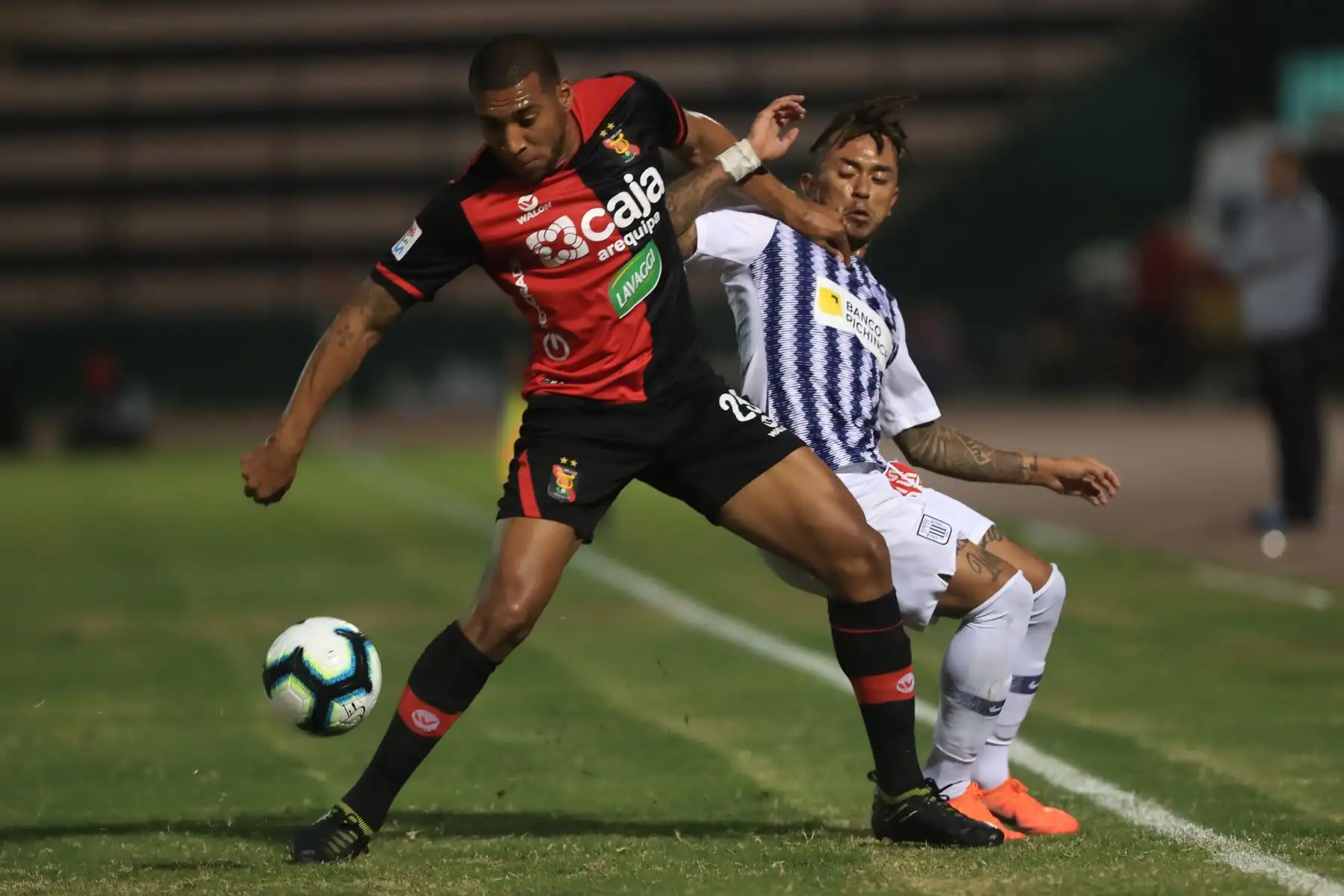 Alianza Lima empató con Melgar en el Callao por la Copa Bicentenario en encuentro jugado a puertas cerradas.

Foto: ANDINA/Juan Carlos Guzmán Negrini.