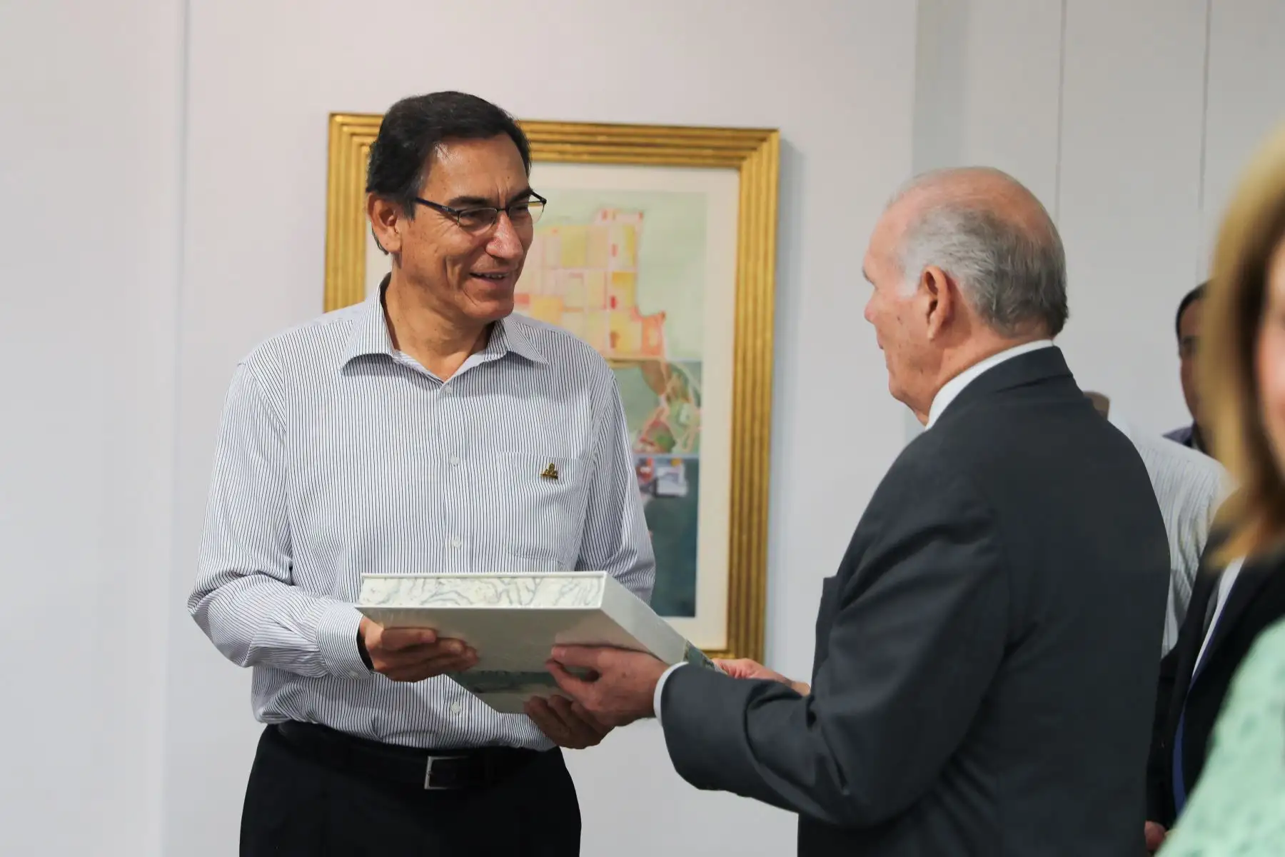 El presidente Vizcarra visitó el complejo arqueológico de Panamá Viejo, donde se presenta la muestra “Camina el autor” de Guamán Poma de Ayala. Foto: Prensa Presidencia