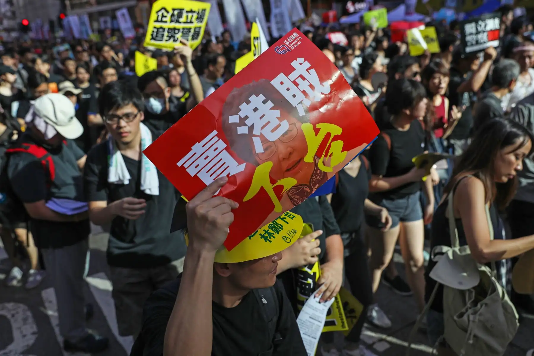 Manifestación anual por la democracia en Hong Kong el 1 de julio de 2019, en el 22 aniversario de la entrega de la ciudad de Gran Bretaña a China. Foto: AFP