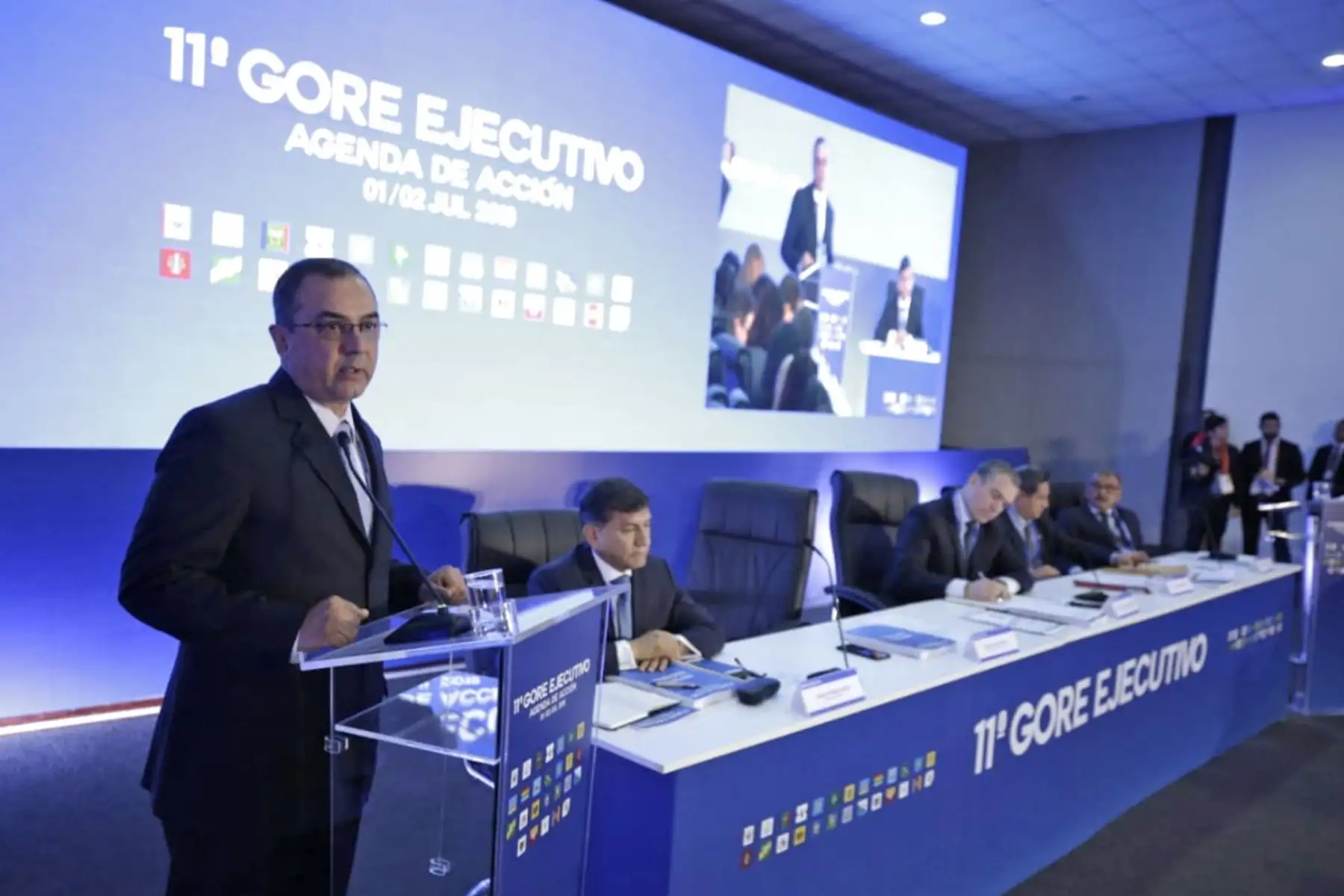 Ministro Carlos Oliva en el Gore Ejecutivo. Foto: ANDINA/Difusión