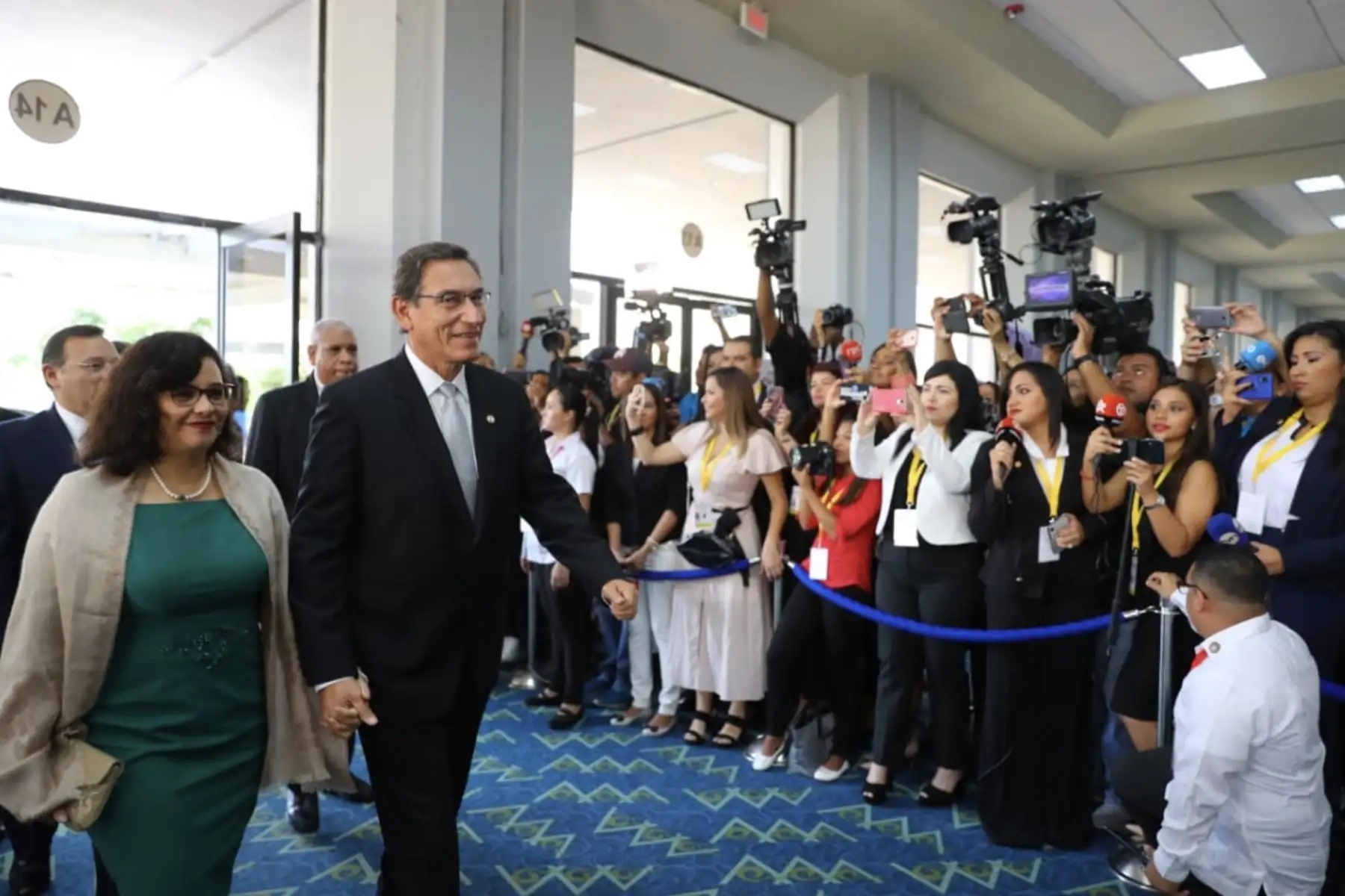 El jefe de Estado Martin Vizcarra, se encuentra en el Centro de Convenciones Atlapa para asistir a la ceremonia de asunción de mando del presidente electo de Panamá, Laurentino Cortizo Cohen. Foto: ANDINA/Prensa Presidencia
