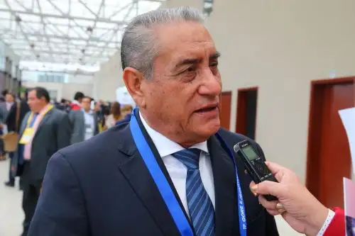 La diligencia, que contó con el apoyo de la Policía Anticorrupción de Amazonas, se ejecutó en la vivienda y oficina de la autoridad regional, ubicadas en el distrito de Chachapoyas; así como en el inmueble de la pareja sentimental de Altamirano Quispe, situada en el distrito de Molinopampa.ANDINA/Vidal Tarqui