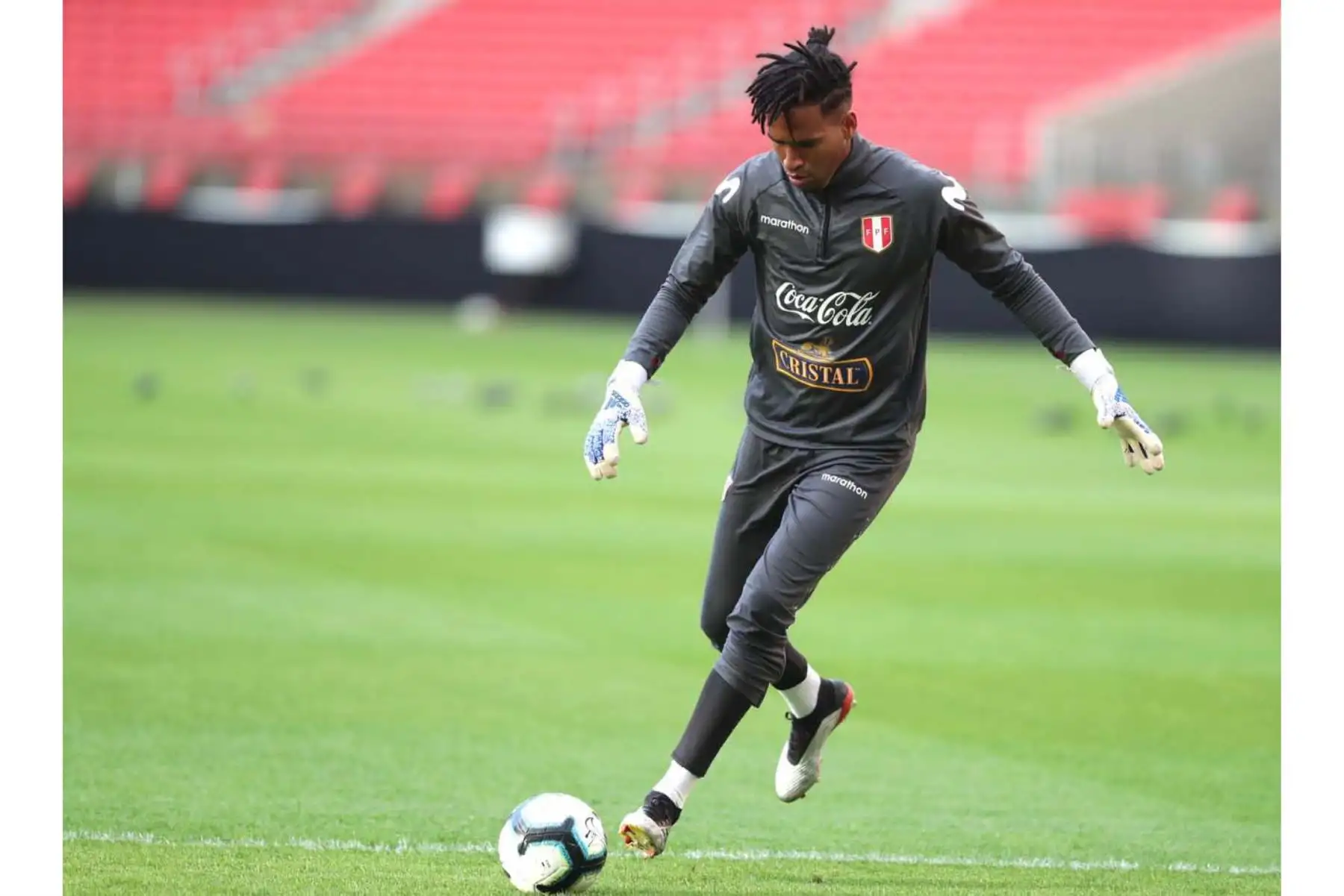 Selección Peruana realiza entrenamientos en el estadio Beira de Porto Alegre con miras a enfrentar al seleccionado chileno por la Copa América 2019.
Foto:FPF