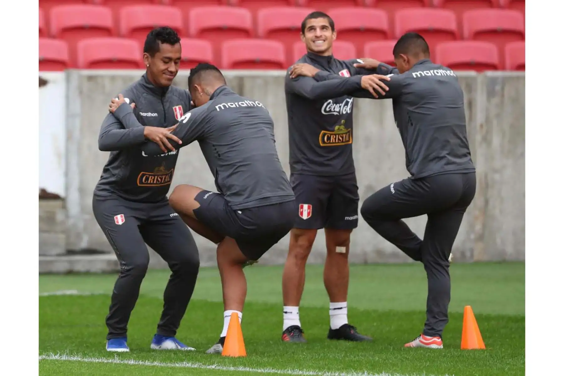Selección Peruana realiza entrenamientos en el estadio Beira de Porto Alegre con miras a enfrentar al seleccionado chileno por la Copa América 2019.
Foto:FPF