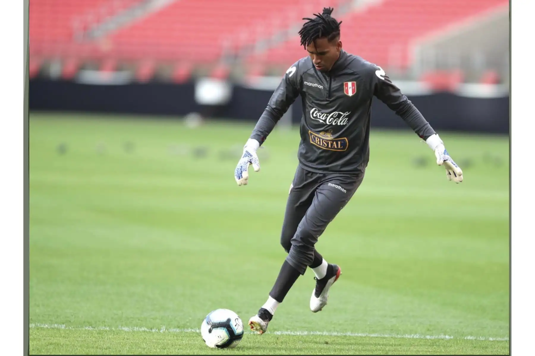 Selección Peruana entrena en el estadio Beira Rio de Porto Alegre con miras a su duelo ante Chile por las semifinales de la Copa America.Foto:ANDINA/SPF
.