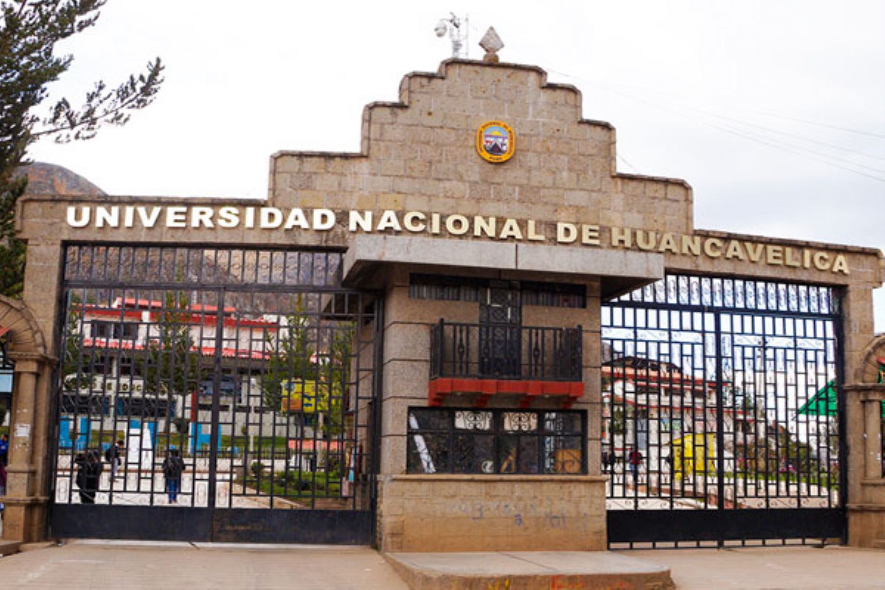 Sunedu otorga licencia institucional a Universidad Nacional de Huancavelica.