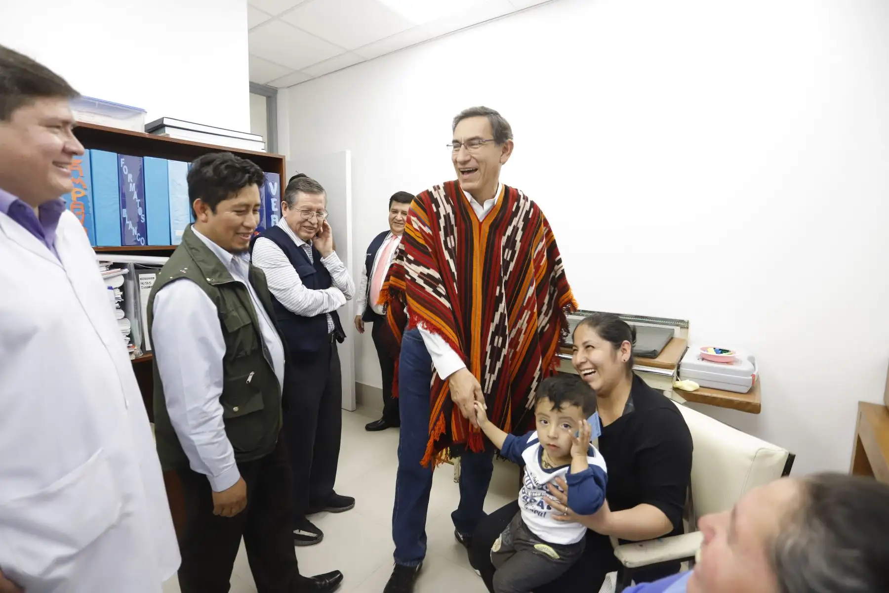 Presidente Vizcarra inspecciona el centro de salud de contingencia que atiende a más de 6 mil ciudadanos de Machu Picchu en Cuzco.
Foto: Prensa Presidencia