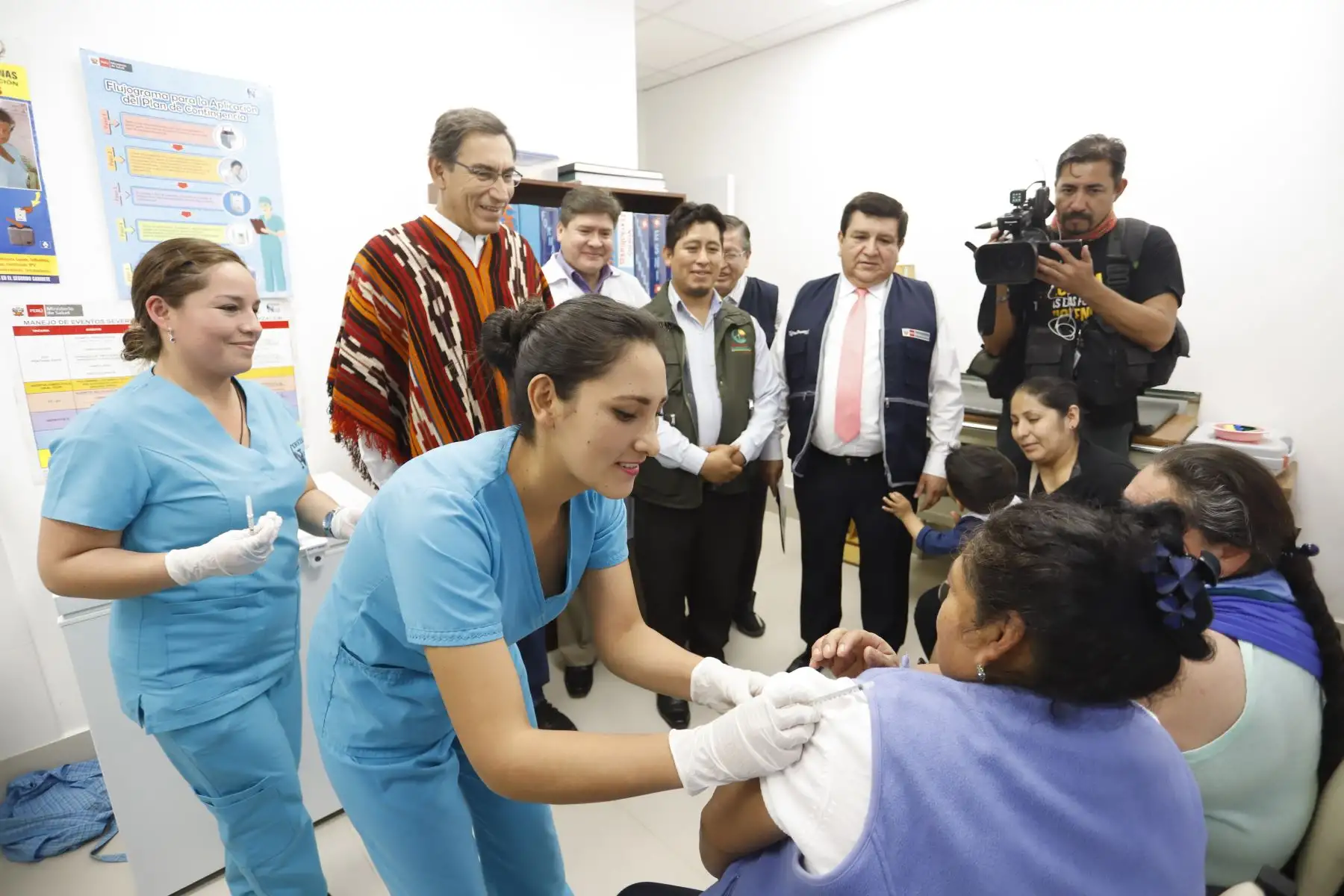 Presidente Vizcarra inspecciona el centro de salud de contingencia que atiende a más de 6 mil ciudadanos de Machu Picchu en Cuzco.
Foto: Prensa Presidencia