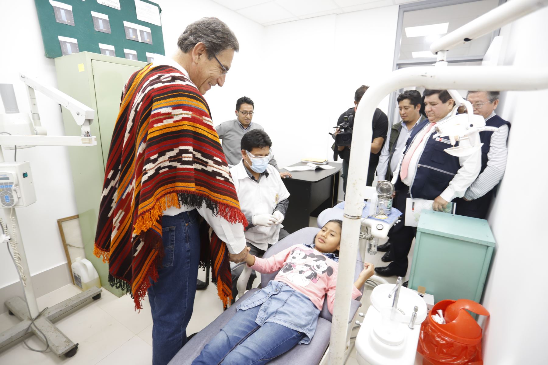 El presidente Martín Vizcarra inspeccionó el centro de salud de contingencia de Machu Picchu, región Cusco. Foto: Prensa Presidencia.