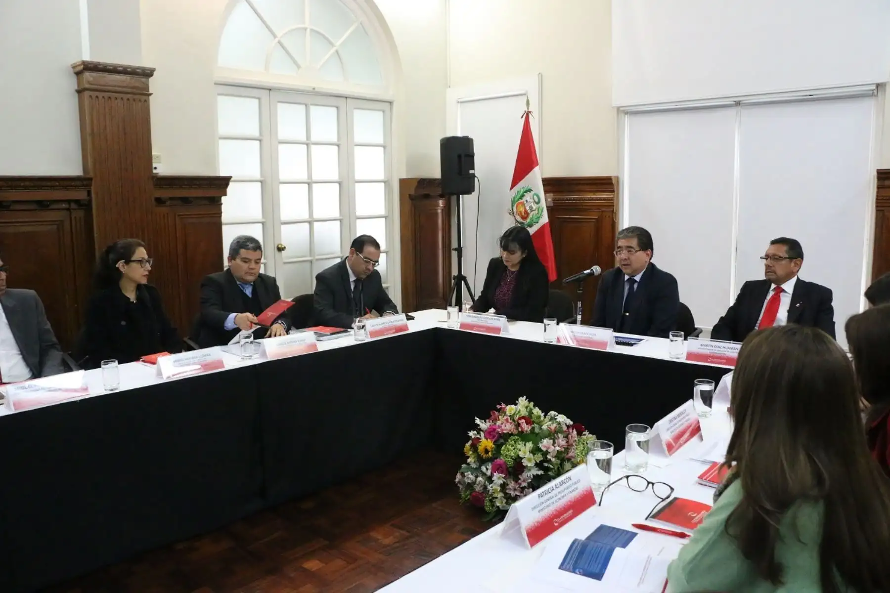 Reunión de Contraloría, MEF y PCM.