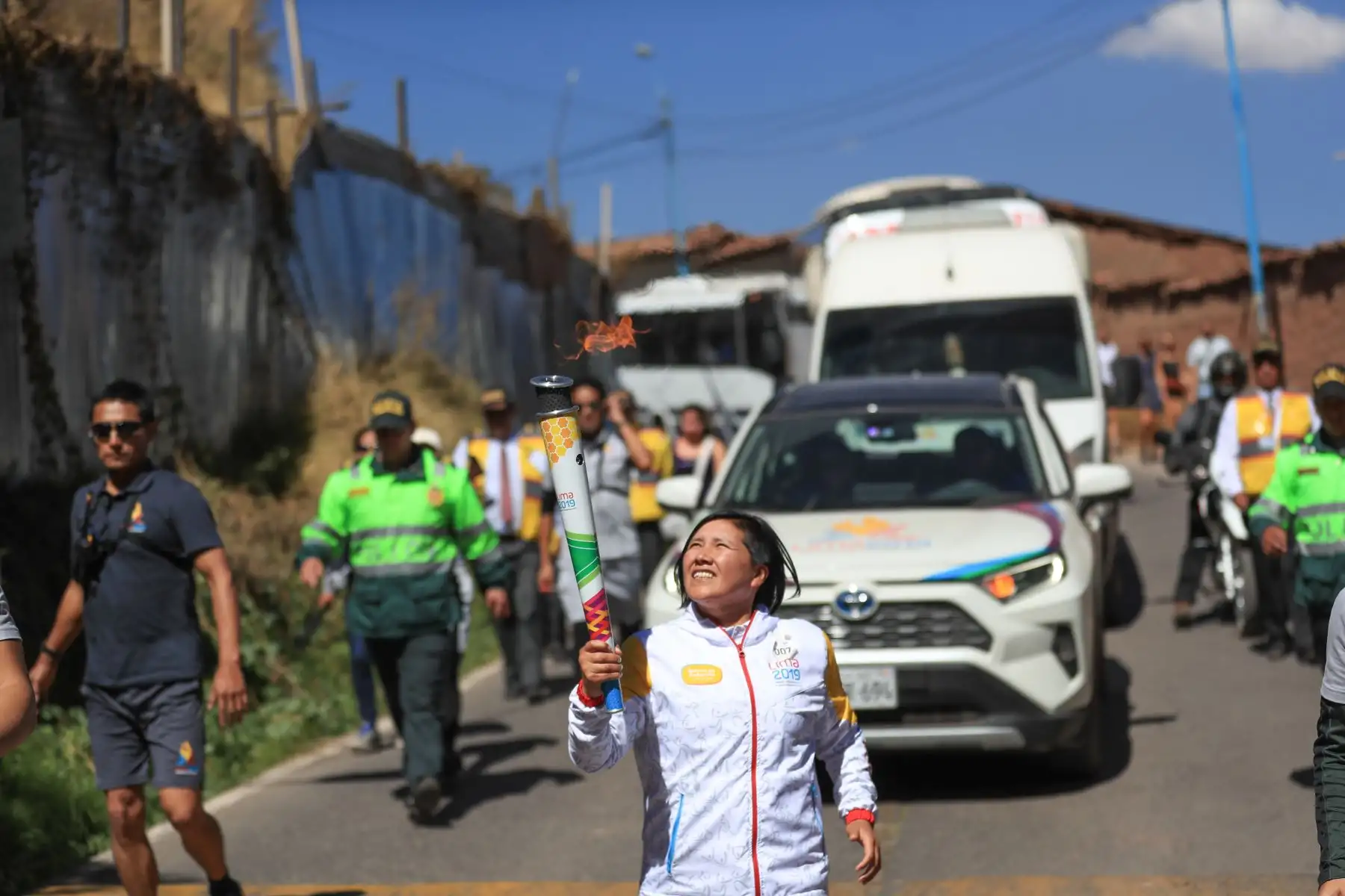Antocha de los Juegos Panamericanos recorre los principales atractivos turísticos de la ciudad del Cusco.

Foto: ANDINA/Juan Carlos Guzmán Negrini.