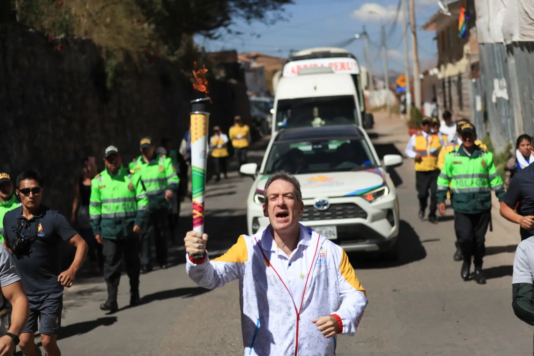 Antocha de los Juegos Panamericanos recorre los principales atractivos turísticos de la ciudad del Cusco.

Foto: ANDINA/Juan Carlos Guzmán Negrini.