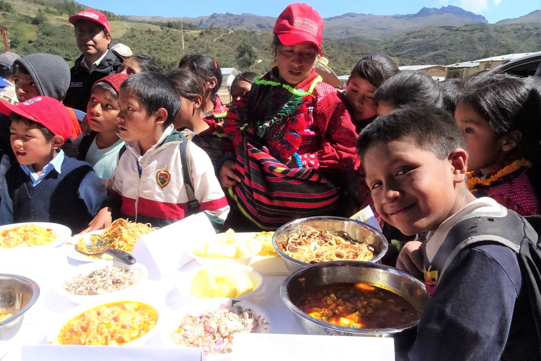 Presentan comida nutritiva y saludable a estudiantes quechuahablantes de distrito de Incahuasi, región Lambayeque. ANDINA/Difusión